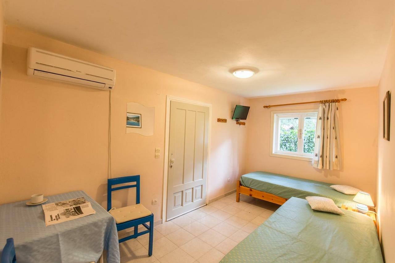 Ormos Drepanou Apartments Lygia  Dış mekan fotoğraf